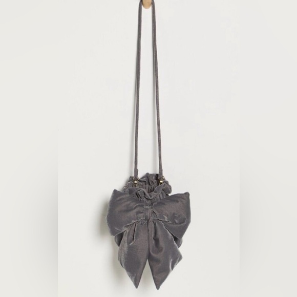 Free People Belle Velvet Bow Bag - Picture 2 of 12